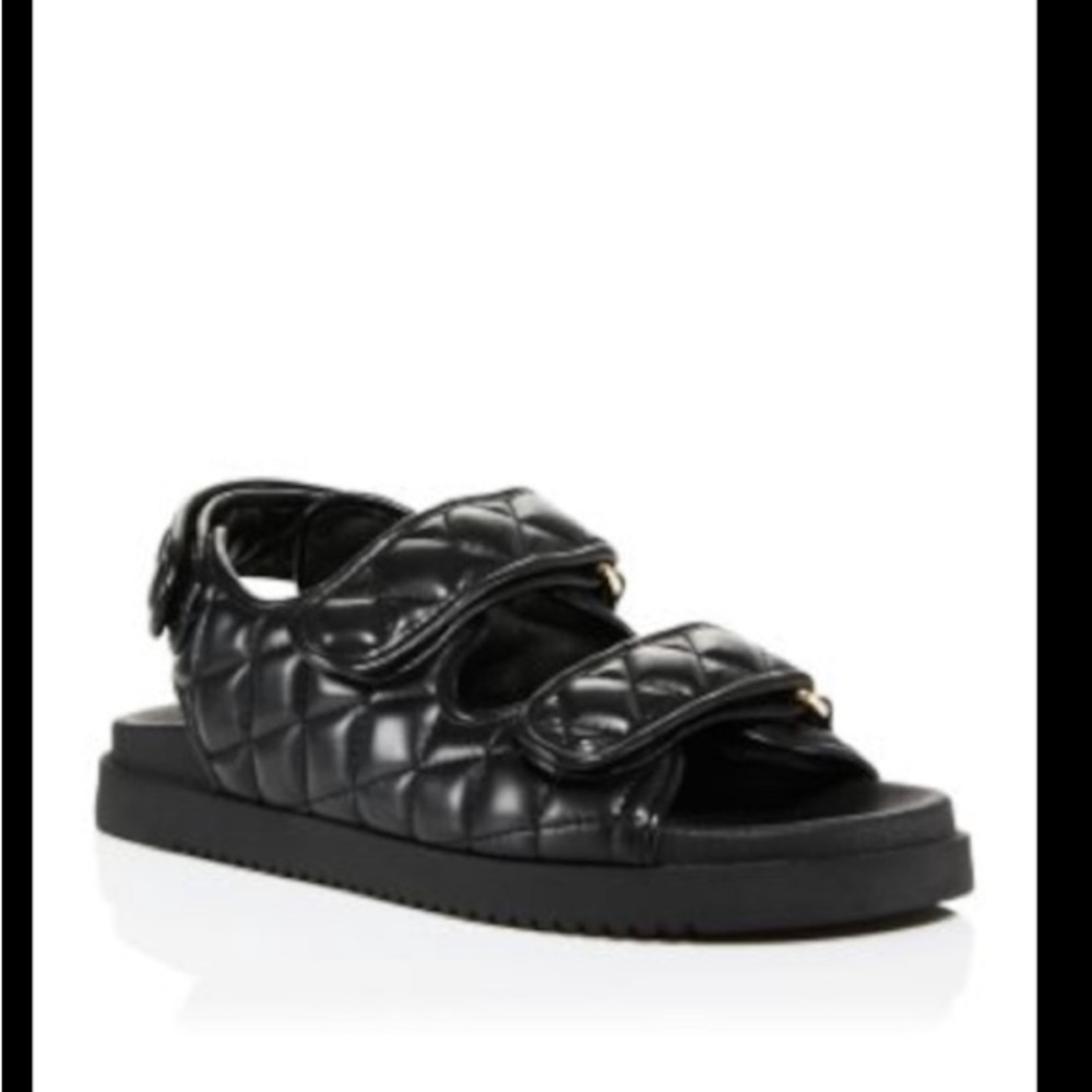 AQUA Black Comfort Quilted Adjustable Sandal